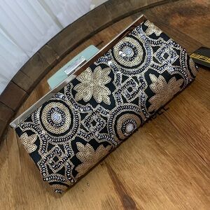 Sasha Women's Sequin NWT
Embellished Crossbody Clutch Bag
Gold & Black Accent